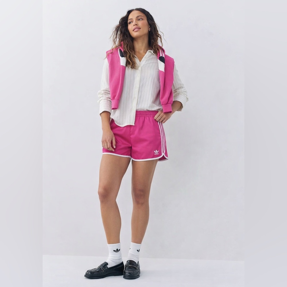 adidas Originals Women’s XL Sprinter Satin Shorts Pink 3 Stripe KC3876 Retro